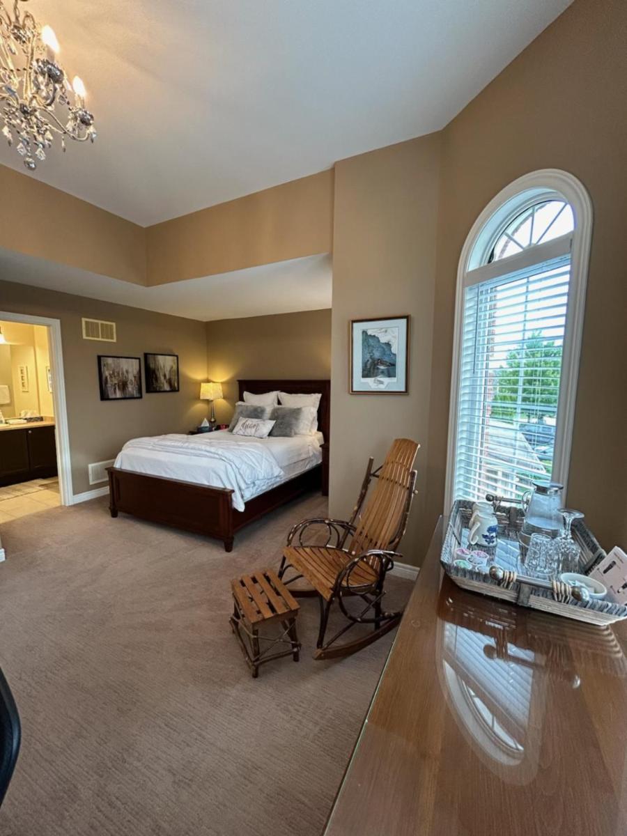Willow Pond Satellite B&B Порт Пери Екстериор снимка